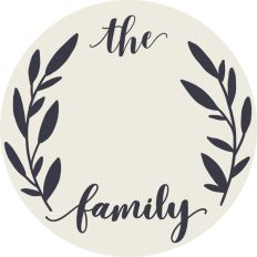 Customizable Family Wreath