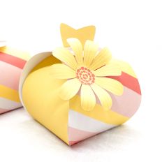 Fast and Easy Printable Easter Treat Box with Flower