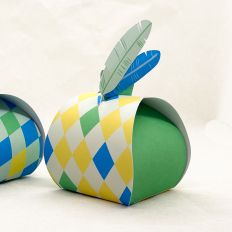 Print & cut file for fast and easy gift box - green, yellow, blue