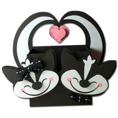 skunk love treat box