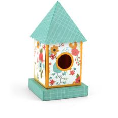 3d birdhouse with peaked roof