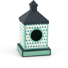 3d birdhouse with fancy roof