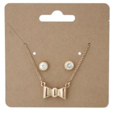 necklace and earring hanging card