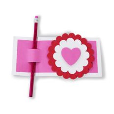 heart scallop pencil card