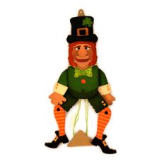 leprechaun dancing 3d pull toy
