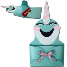 narwhal hug gift card holder