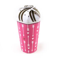 arrows and hearts treat cup