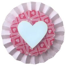rosette with scallop circle and heart