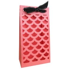 scallop gift bag