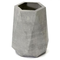 large low poly vase