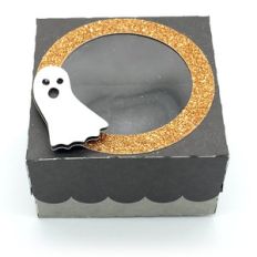 window lid square box with ghosts
