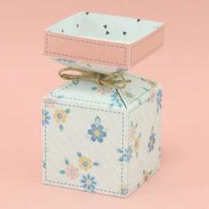 vertical candy box