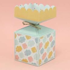 vertical candy big box - scalloped