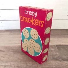 crispy crackers play food