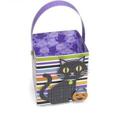 treat box back cat