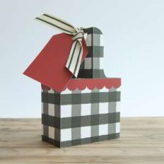 scallop drink holder and tag