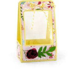 favor box with clear sides