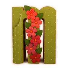 letter box M 3d mini flowers
