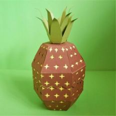 Pineapple shaped treat box