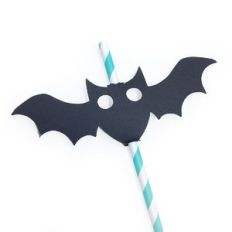 Bat Straw Topper