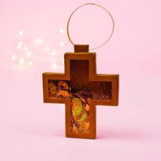Christmas ornament: cross shaker