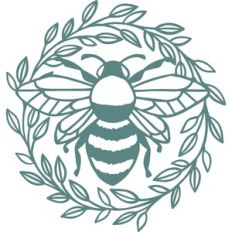 bee wreath