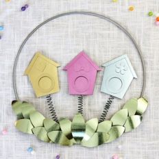 Spring Birdhouse Decor