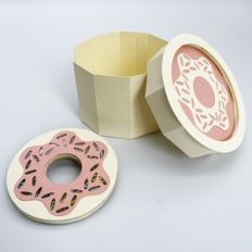 Donut Shaker Pendant Box
