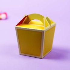 Sushi box with handle