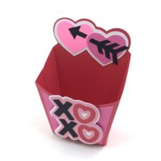 Small Valentine Fry Box with XOXO
