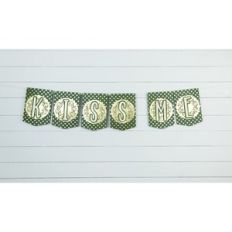 Kiss Me Banner
