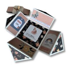TRIANGLE CARD