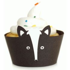 skunk cupcake wrapper