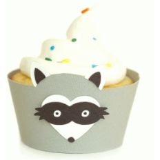 raccoon cupcake wrapper
