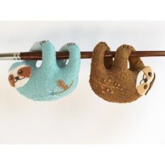 Hanging Sloths felt sewing pattern