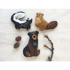Skunk Beaver Bear felt animals sewing pattern
