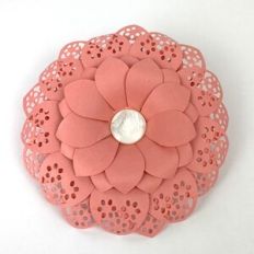 LACY FLOWER