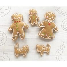 Gingerbread family felt toy sewing pattern