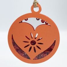 Scandinavian Style Heart Shaker Tree Ornament