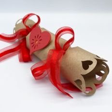 Scandinavian Style Heart Christmas Cracker