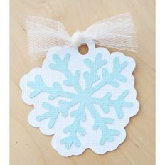 snowflake gift tag