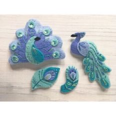 Peacocks and Feathers felt sewing pattern