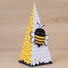 Pyramid Bee Box