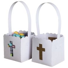 Scallop Box with Cross Window