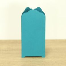 Vertical Table Display with Bottom Stands | 3
