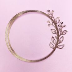 CAKE TOPPER WREATH 10