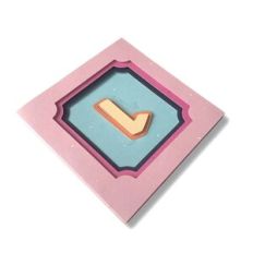 ALPHABET CARD WITH DISPLAY - L