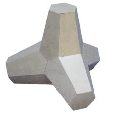 Low poly Tetra
