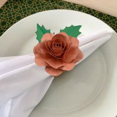 CHRISTMAS FLOWER Napkin holder 3