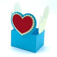 heart hug box